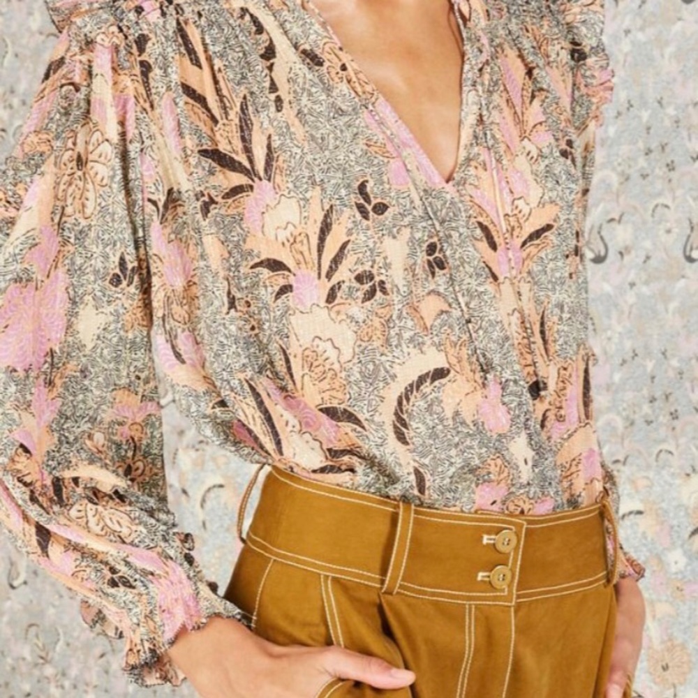 Ills Johnson “Lara” blouse. New